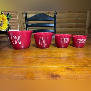 RED CUT-OUTS Rae Dunn Measuring Cups